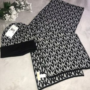 Authentic Michael Kors hat & scarf set